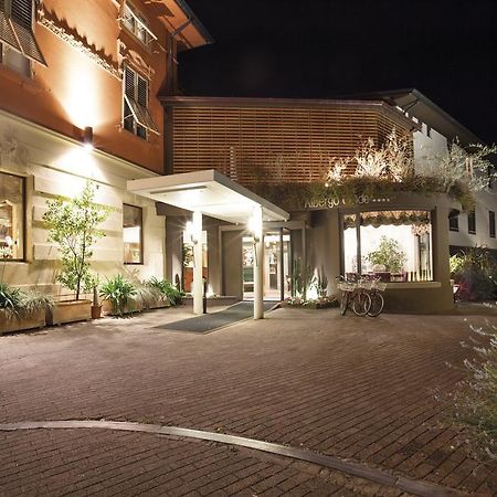 Albergo Celide ลุคคา ภายนอก รูปภาพ
