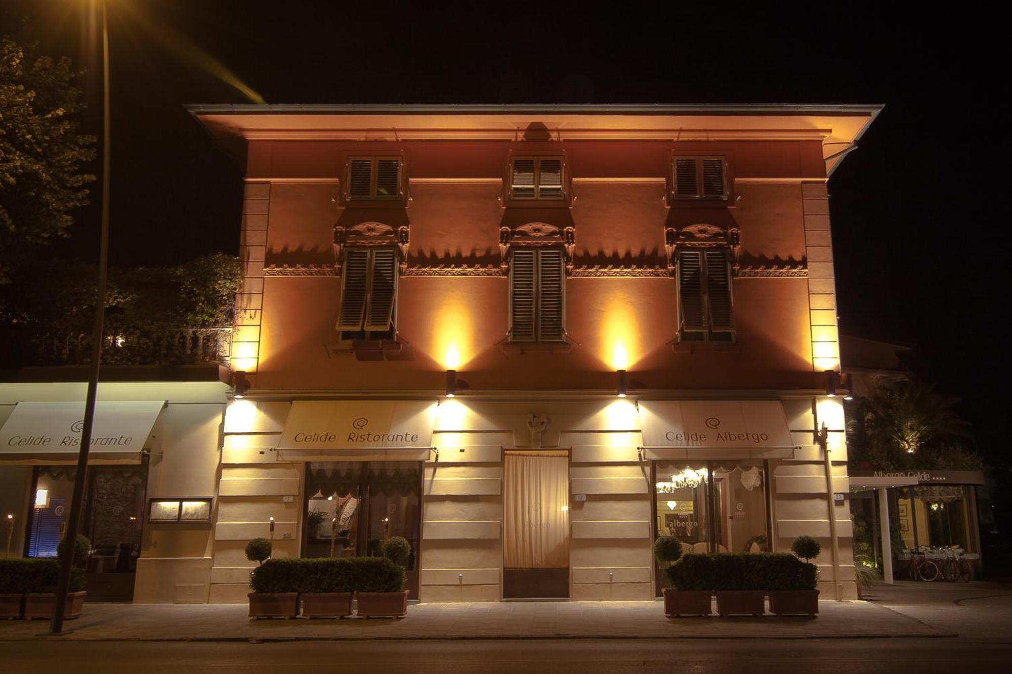Albergo Celide ลุคคา ภายนอก รูปภาพ