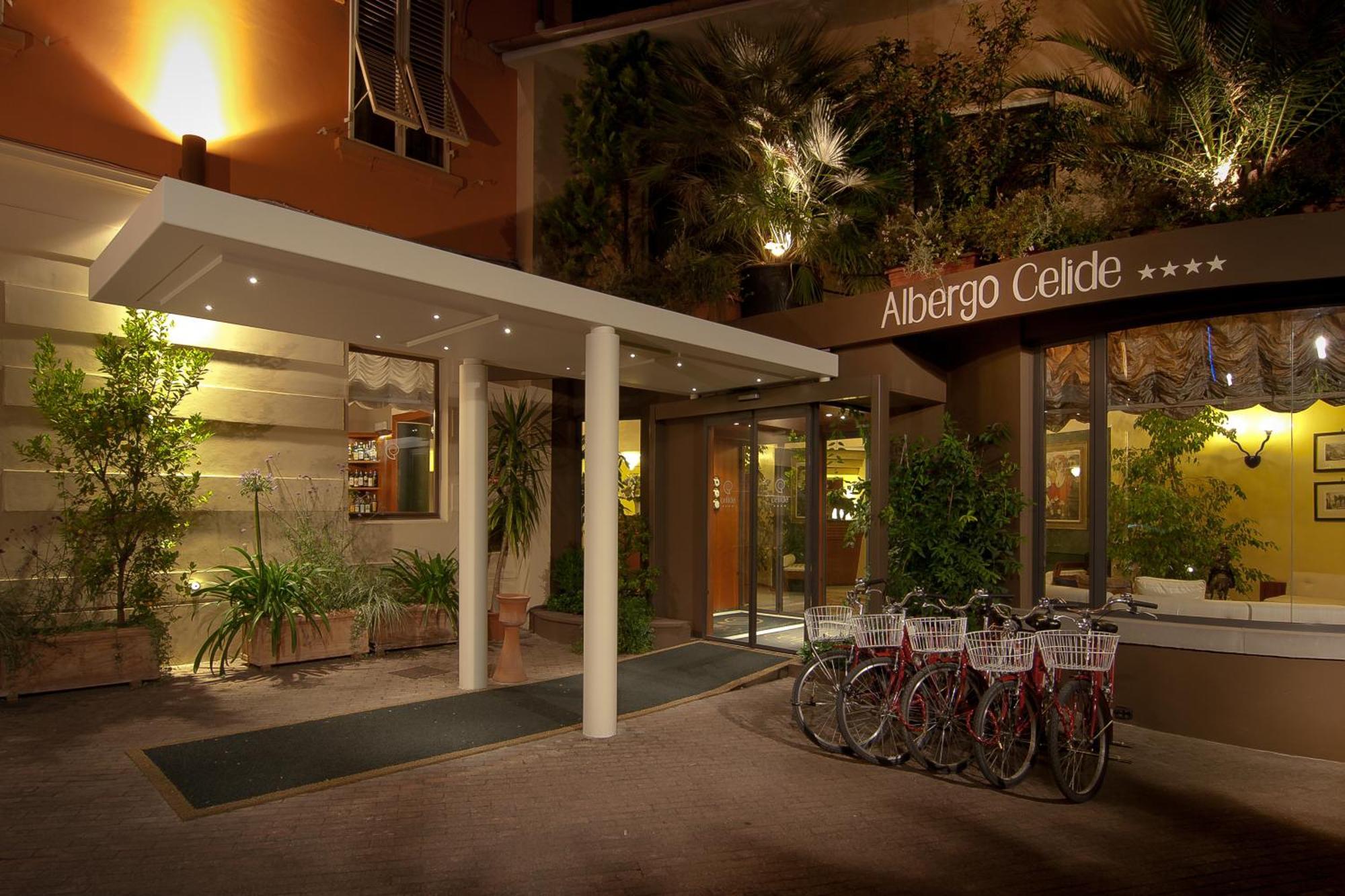 Albergo Celide ลุคคา ภายนอก รูปภาพ