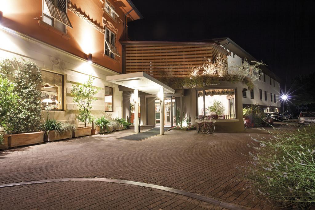 Albergo Celide ลุคคา ภายนอก รูปภาพ